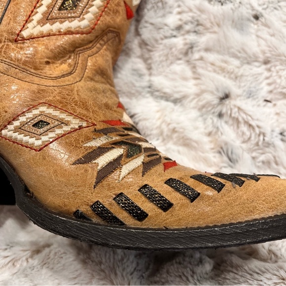 NWOB Corral Antique Saddle Aztec Pattern Boots Sz-5 - Picture 10 of 12
